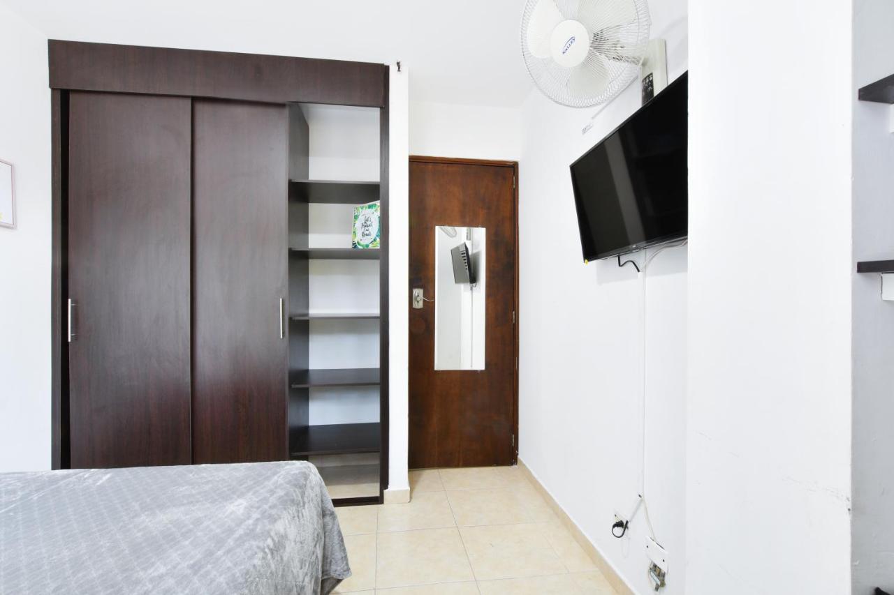 International House Co-Living Hostel Medellin Bagian luar foto